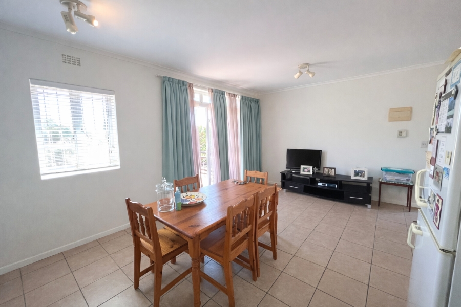 To Let 1 Bedroom Property for Rent in Van Riebeeckstrand Western Cape